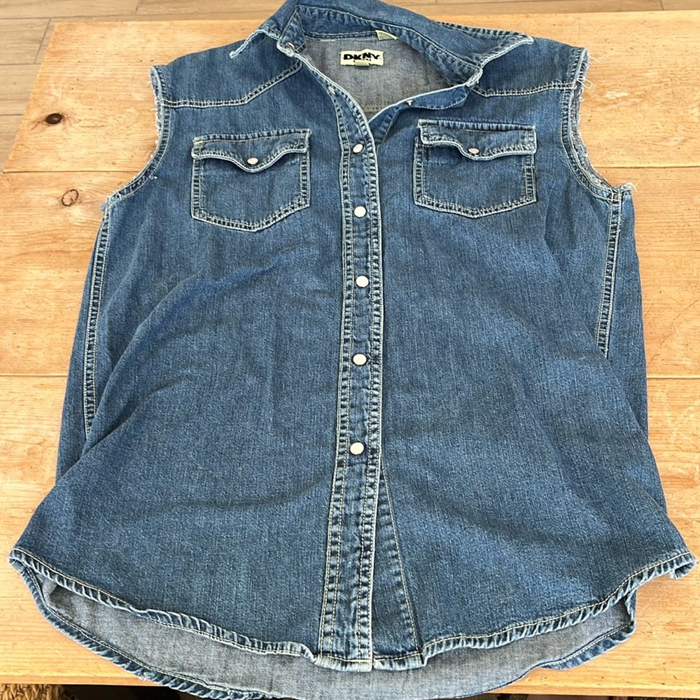 DKNY DENIM TOP SIZE S